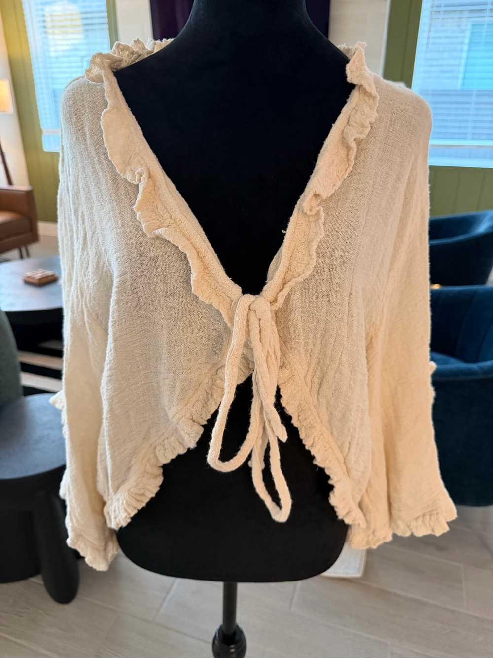 JEN'S PIRATE BOOTY Ruffle Tie Front Top Gauze Oatmeal Size M/L NWOT